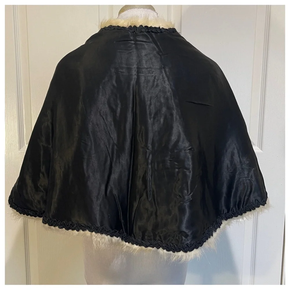 Vintage reversible fur cape